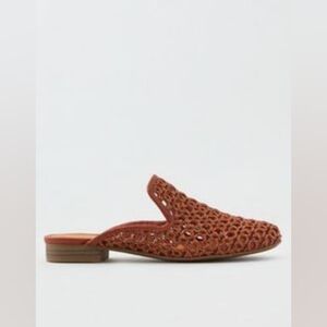 the woven mules